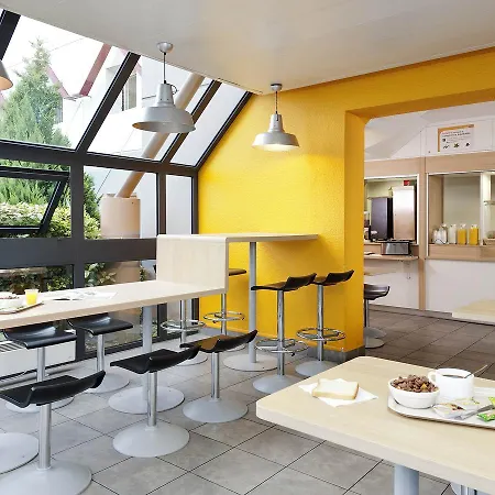 Hotelf1 Bordeaux Ouest